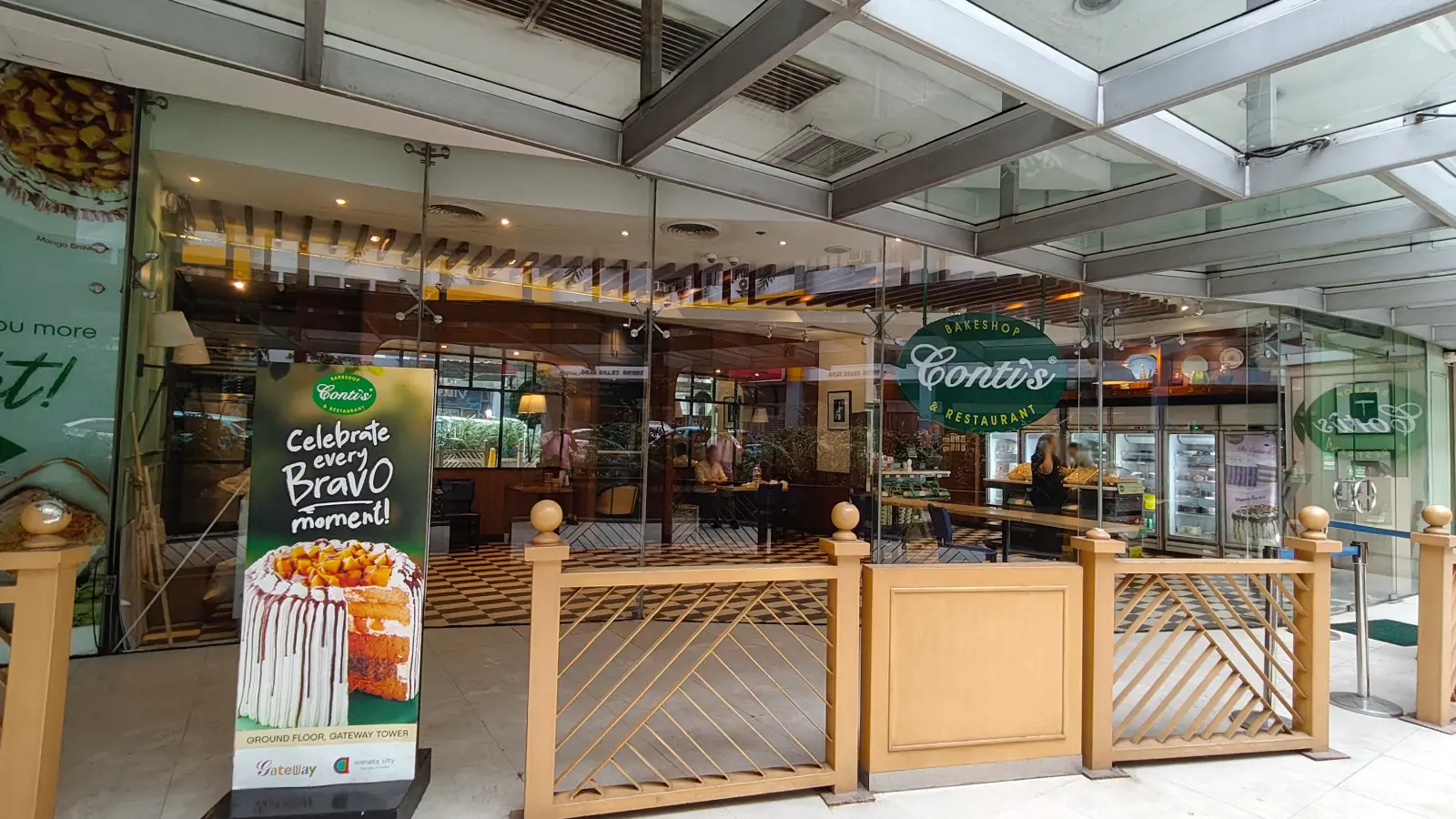 CONTI'S BAKESHOP AND RESTAURANT in Gateway Mall